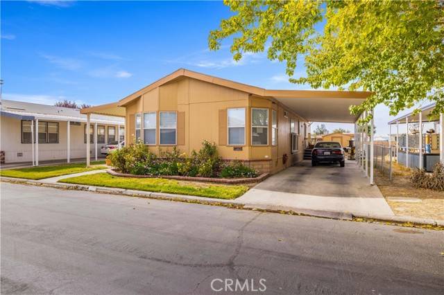 Lancaster, CA 93535,2121 E Avenue I #75