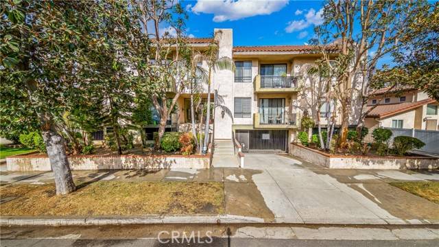 Sherman Oaks, CA 91423,14247 Riverside Drive #203