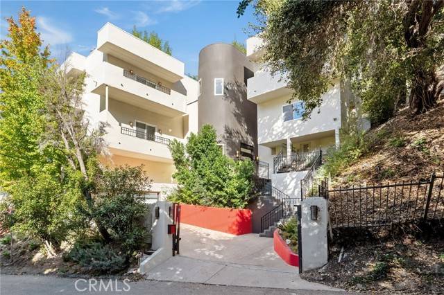 Studio City (los Angeles), CA 91604,4148 Sunswept Drive