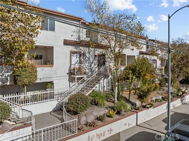 Sylmar (los Angeles), CA 91342,13522 Glenoaks Boulevard #4