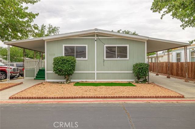 Palmdale, CA 93550,3524 E R Avenue #300