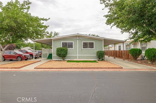 Palmdale, CA 93550,3524 E R Avenue #300