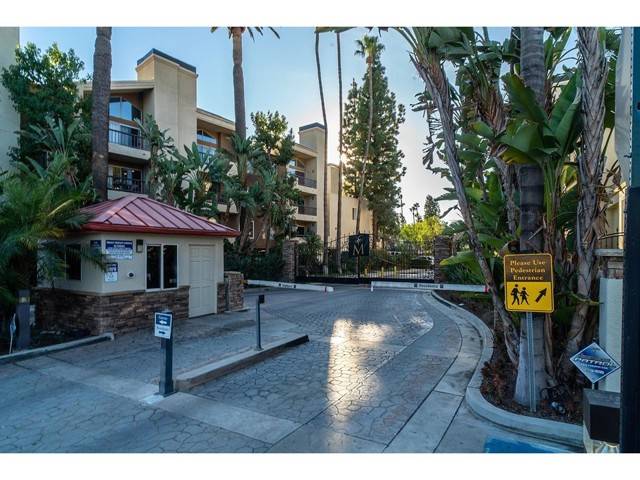 Woodland Hills (los Angeles), CA 91367,21520 Burbank Boulevard #204