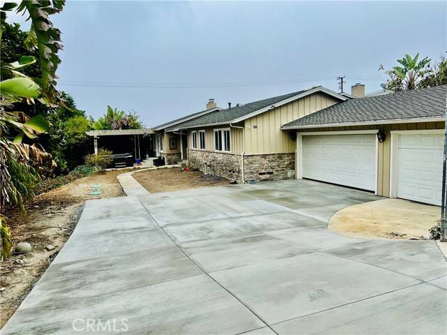 Rancho Palos Verdes, CA 90275,20 Saddle Road