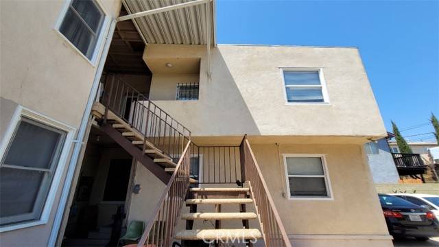 Los Angeles, CA 90027,1638 N Alexandria Avenue