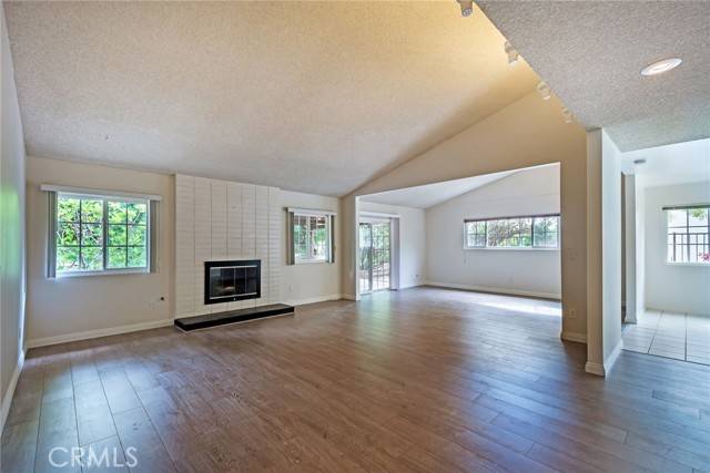 West Hills (los Angeles), CA 91307,23667 Draco Way