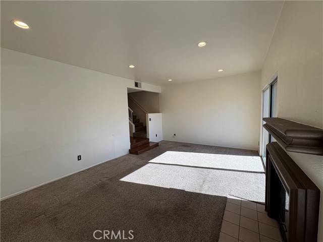 Granada Hills (los Angeles), CA 91344,15788 Midwood Drive #2