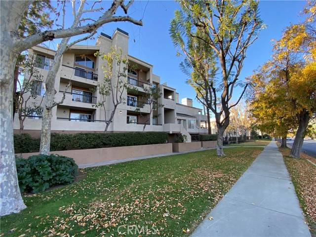 Woodland Hills (los Angeles), CA 91367,5515 Canoga Avenue #115