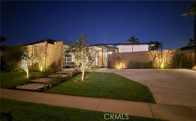 View Park, CA 90043,4508 Mount Vernon Drive