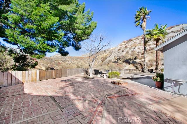 Canyon Country (santa Clarita), CA 91387,29325 Snapdragon Place