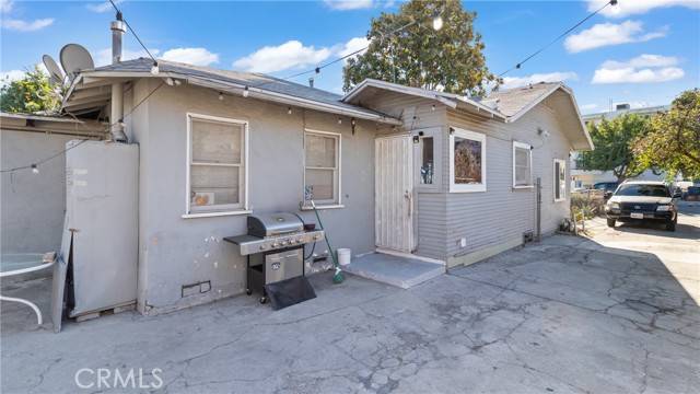 Van Nuys (los Angeles), CA 91401,14233 Delano Street