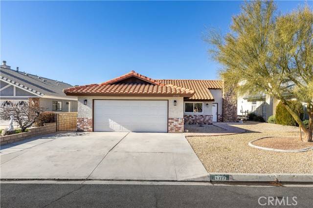 Victorville, CA 92395,13710 White Sail Drive