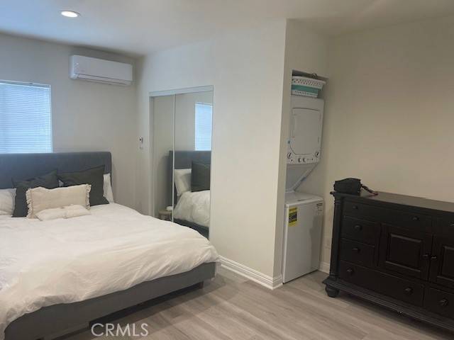 Encino (los Angeles), CA 91316,5907 Zelzah Street