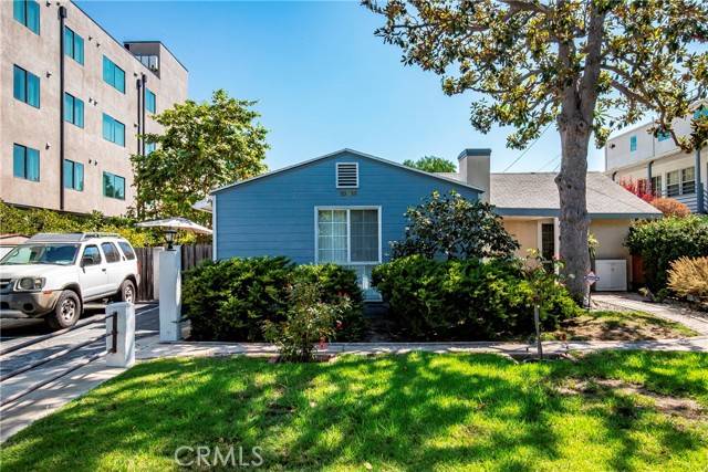 North Hollywood (los Angeles), CA 91602,10814 Blix Street