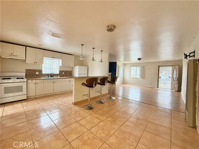 View Park, CA 90043,5732 Hillcrest Drive
