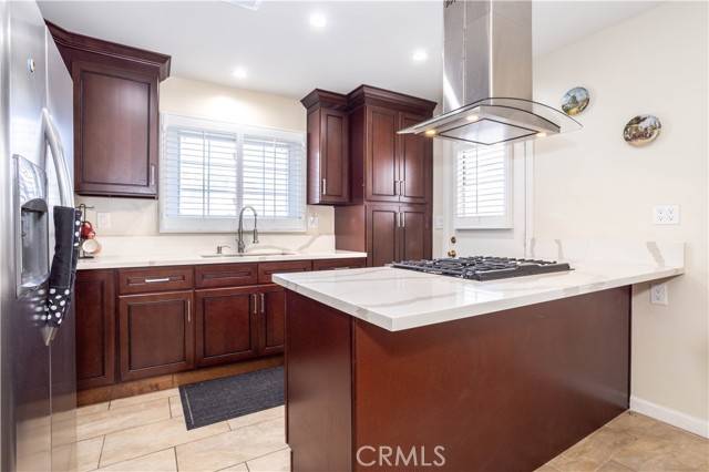 Chatsworth (los Angeles), CA 91311,10448 Willowbrae Avenue