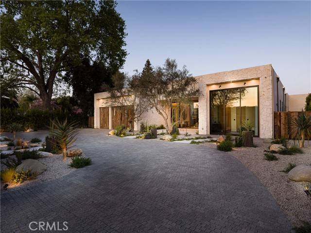Woodland Hills (los Angeles), CA 91367,5824 Manton Avenue
