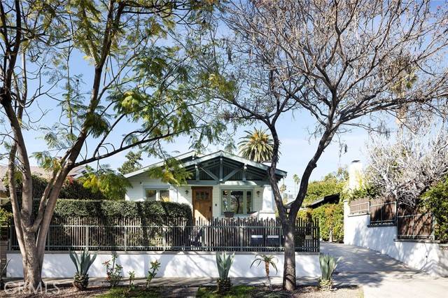 Los Angeles, CA 90028,6067 Harold Way