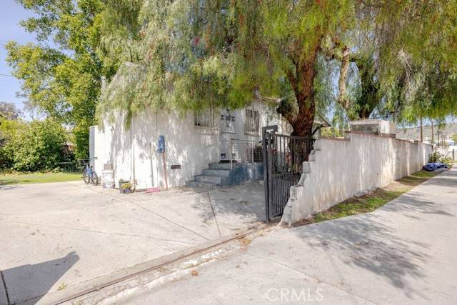 Pacoima (los Angeles), CA 91331,11779 Dronfield Avenue