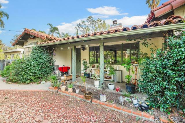 Granada Hills (los Angeles), CA 91344,17520 Kingsbury Street