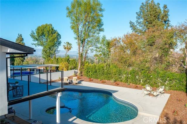 Woodland Hills (los Angeles), CA 91367,5630 Blanco Avenue