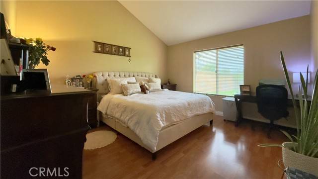 Sylmar (los Angeles), CA 91342,15848 Larkspur Street