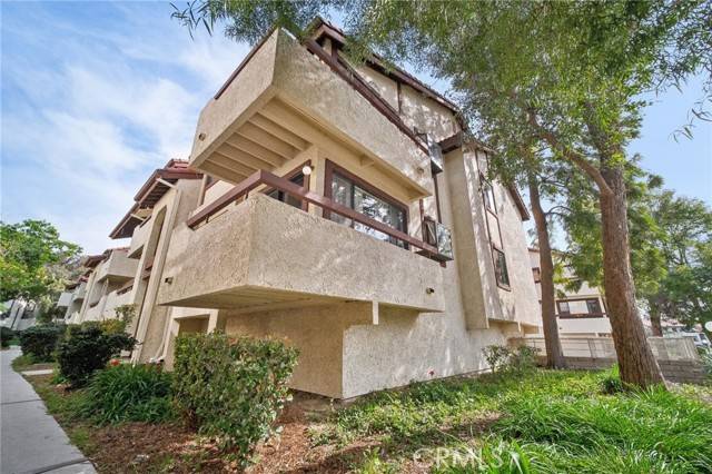 Canyon Country (santa Clarita), CA 91387,27930 Tyler Lane #401