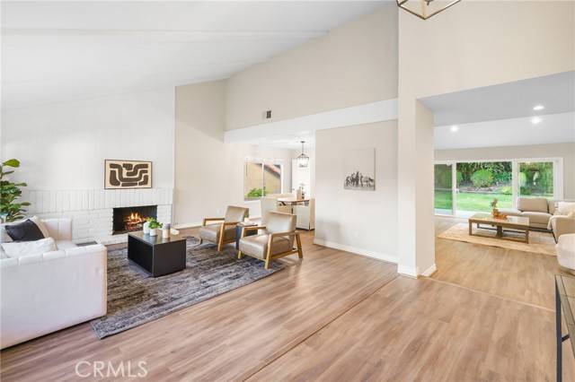 Agoura Hills, CA 91301,28829 Barragan Street