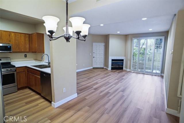 Valencia (santa Clarita), CA 91355,23731 Del Monte Drive #174