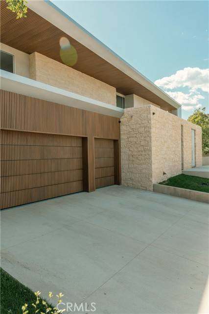 Encino (los Angeles), CA 91436,4442 Estrondo Drive