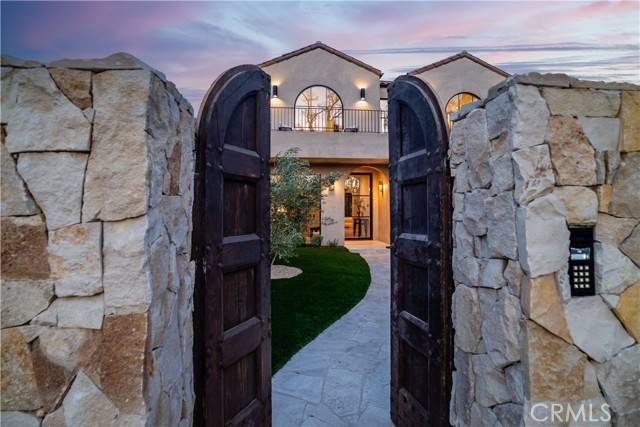 Studio City (los Angeles), CA 91604,4214 Bellaire Avenue
