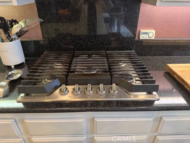 Fontana, CA 92336,6163 Newell Court