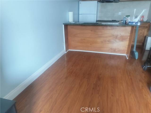 Tarzana (los Angeles), CA 91356,18307 Burbank Boulevard #310