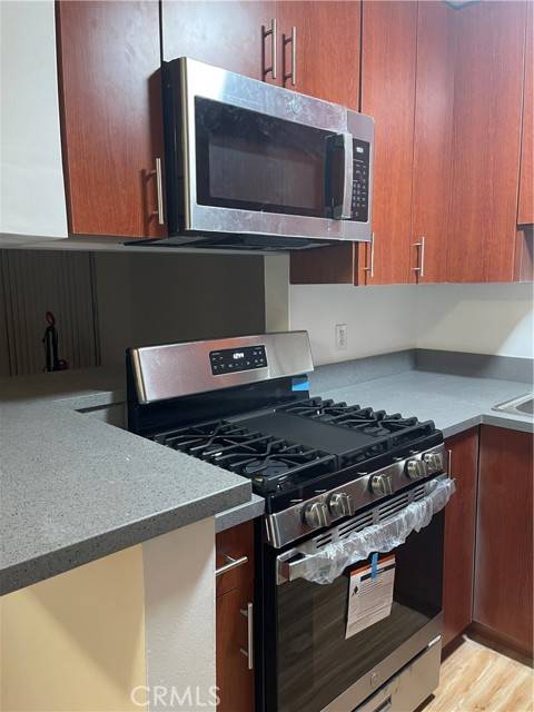 Burbank, CA 91502,272 W Tujunga Avenue