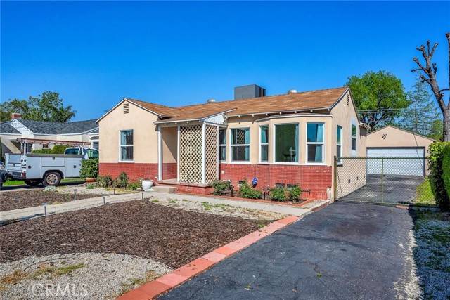 North Hollywood (los Angeles), CA 91601,5818 Troost Avenue
