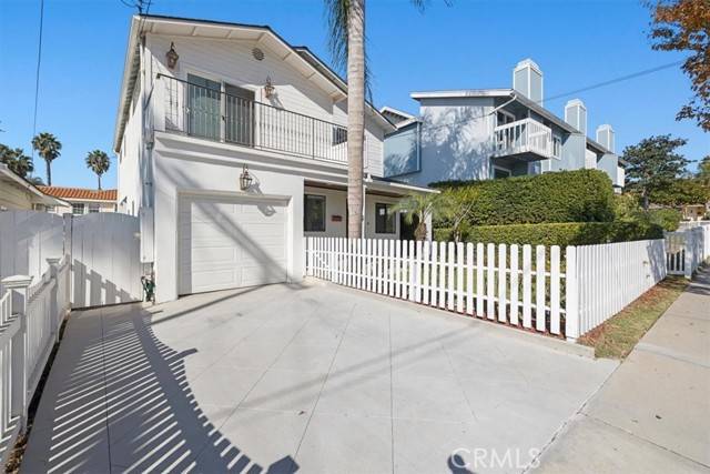 Redondo Beach, CA 90277,619 Beryl Street