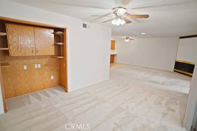 Newhall (santa Clarita), CA 91321,26822 Avenue Of The Oaks