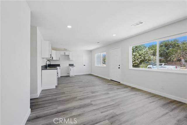 Lancaster, CA 93535,44242 Benald Street