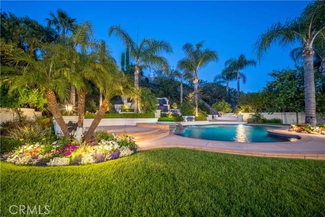 Calabasas, CA 91302,5366 Collingwood Circle