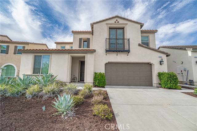 Canyon Country (santa Clarita), CA 91321,18642 Cedar Crest Drive