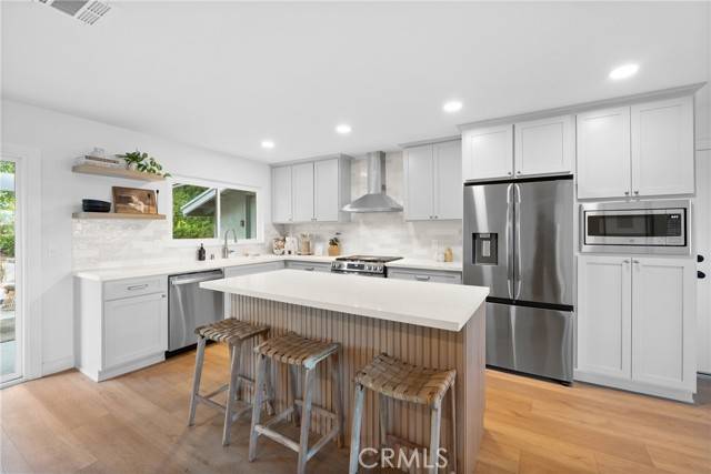 Simi Valley, CA 93063,4421 Hempstead Street