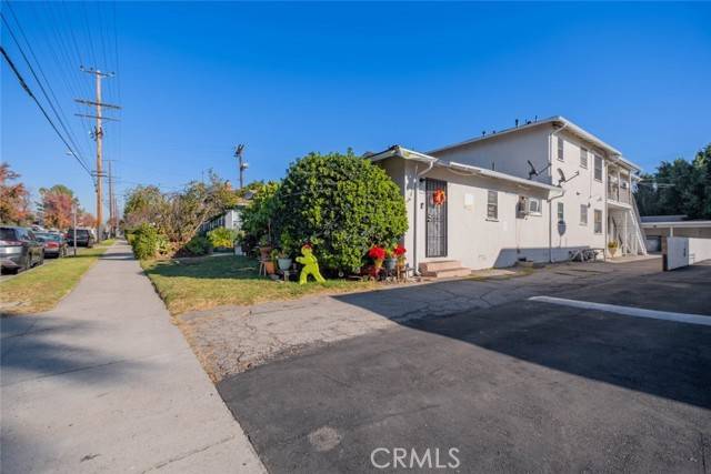 Van Nuys (los Angeles), CA 91411,5654 Kester Avenue #4