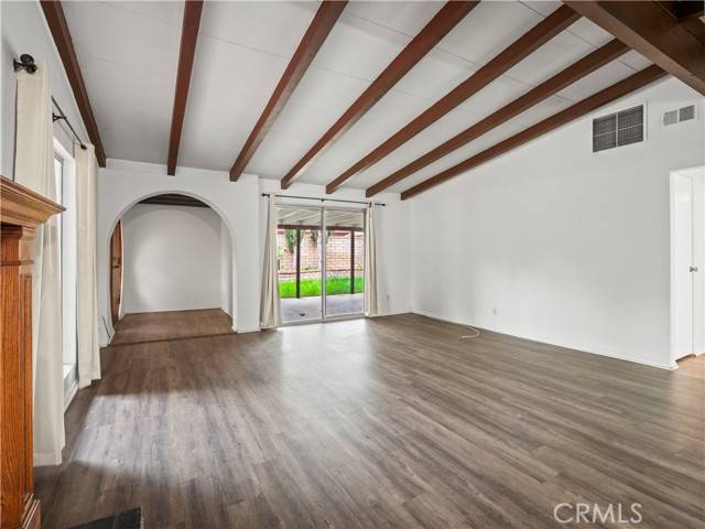 Saugus (santa Clarita), CA 91350,27310 Seco Canyon Road