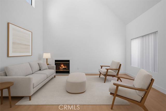 Sherman Oaks, CA 91403,14937 Dickens Street #209