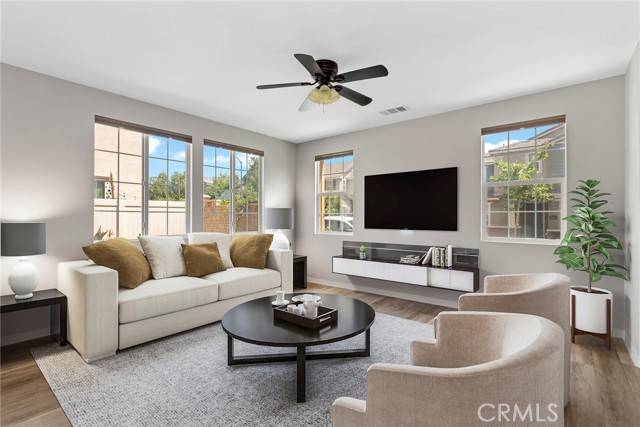 Saugus (santa Clarita), CA 91350,22069 Windham Way