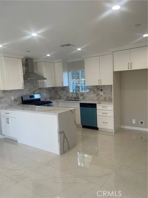 Porter Ranch (los Angeles), CA 91326,18706 Brasilia Drive