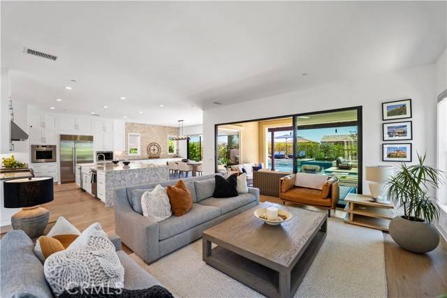 Porter Ranch (los Angeles), CA 91326,20678 W Wood Rose Court