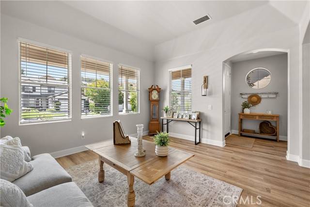 Saugus (santa Clarita), CA 91390,22011 Iron Horse Place
