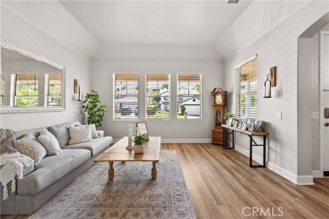 Saugus (santa Clarita), CA 91390,22011 Iron Horse Place