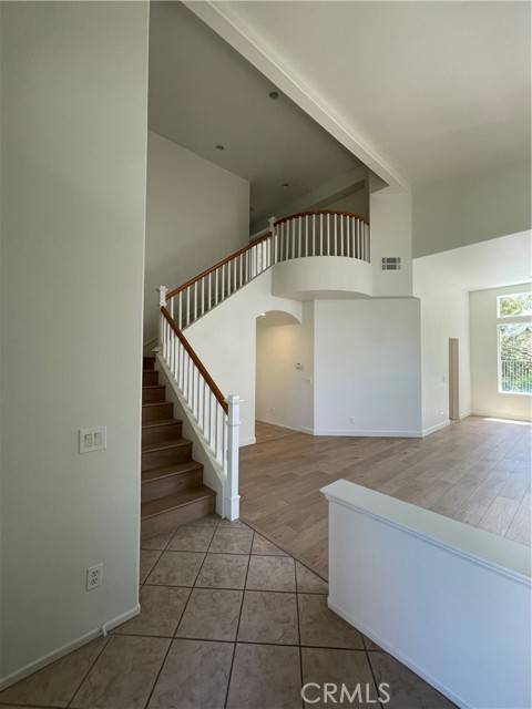 Newhall (santa Clarita), CA 91321,23808 Oak View Lane